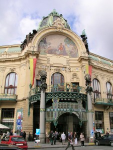 Entrance to the Obecni Dum